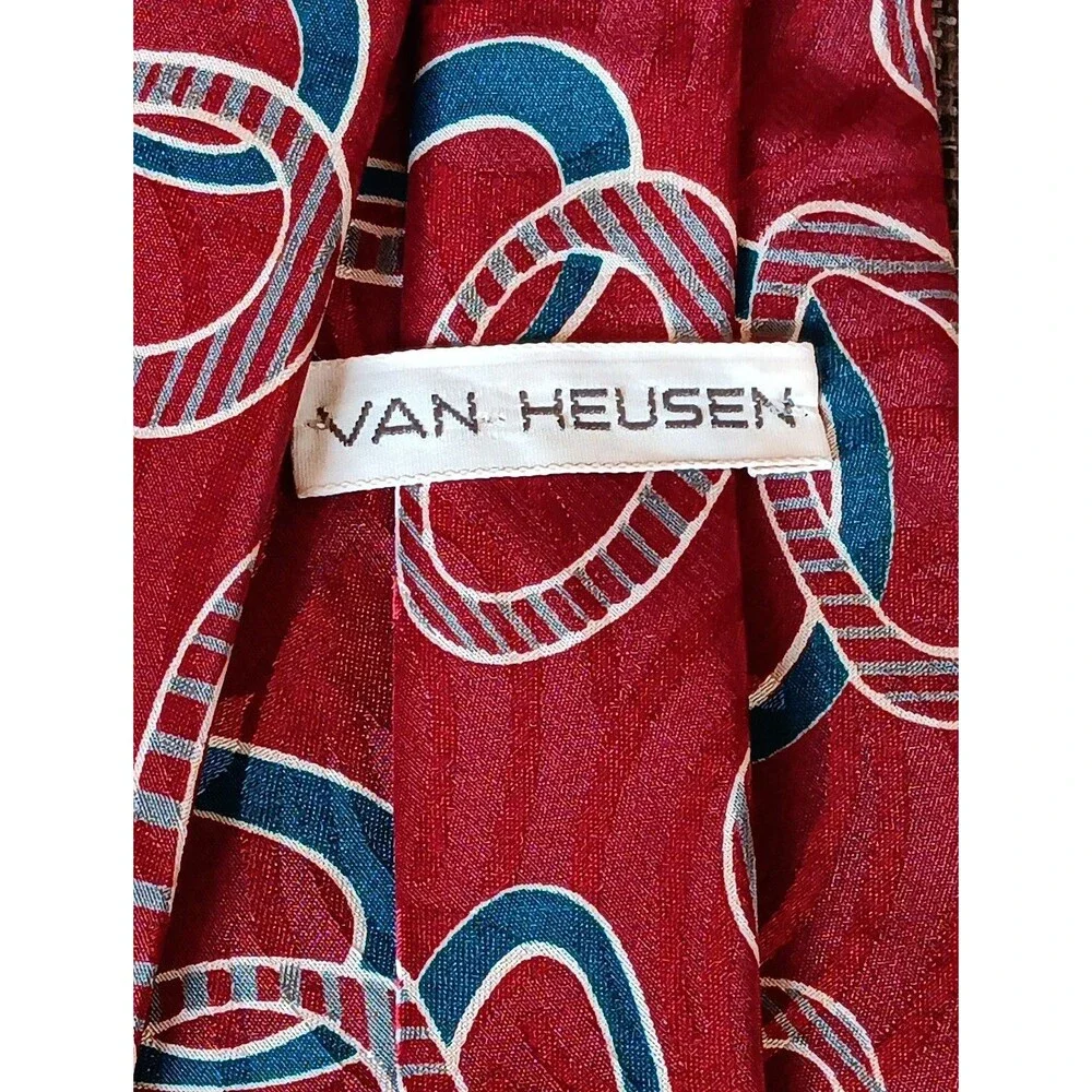 Tie 70s 80s 90s Y2K Mens Van Heusen Red Blue White 3.5 Wide 57 Long